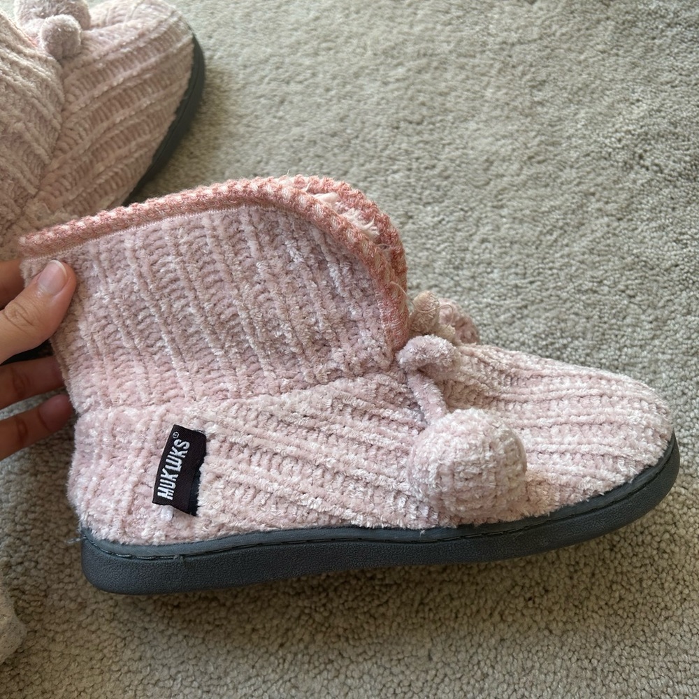 MUKWKS slipper boots
